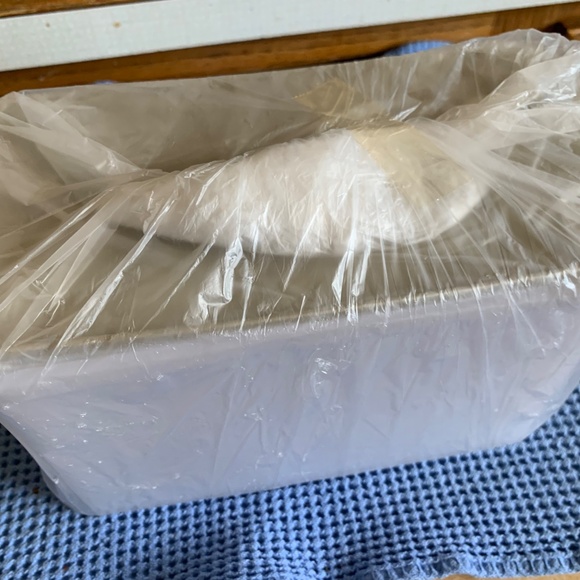 NEW Tupperware Four Shelf Smart Storage Containers Set Beige Lids Free Scoop - Picture 3 of 11